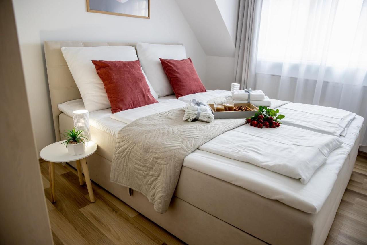 Rose Gold Apartment زالاجيرسيج المظهر الخارجي الصورة